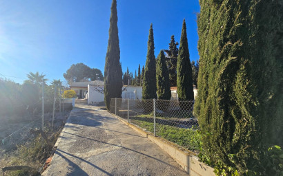 Resale - Villa -
Sax