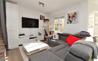 Herverkoop - Herenhuis -
Villamartín