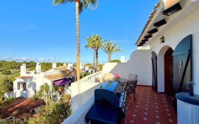 Resale - Villa -
Villamartín