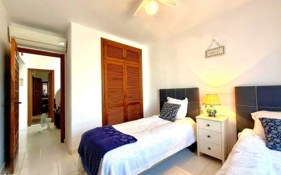 Resale - Villa -
Villamartín