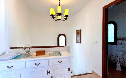 Resale - Villa -
Villamartín