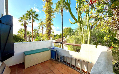Resale - Villa -
Villamartín