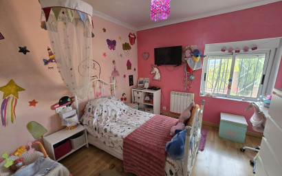 Herverkoop - Villa -
Sax