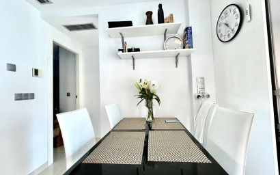 Revente - Appartement -
Punta Prima