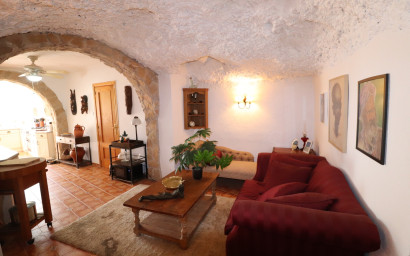 Resale - Finca - Country Property -
Hondón de las Nieves - La Canalosa