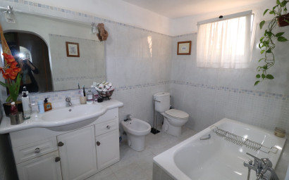 Resale - Finca - Country Property -
Hondón de las Nieves - La Canalosa