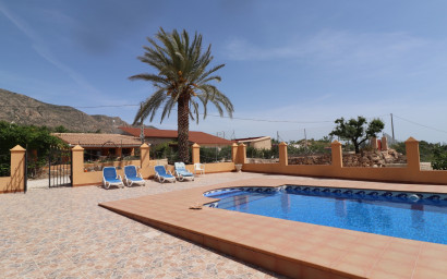 Resale - Finca - Country Property -
Hondón de las Nieves - La Canalosa