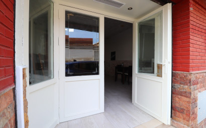 Revente - Local commercial -
Benijofar - Benijofar - Village