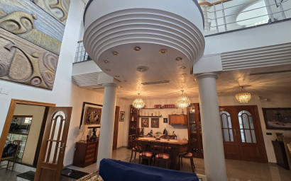 Resale - Villa -
Sax
