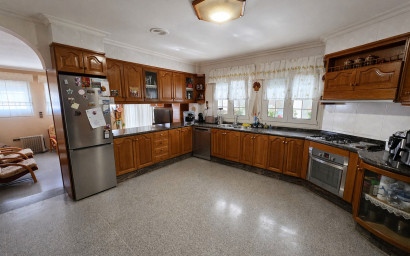 Resale - Villa -
Sax