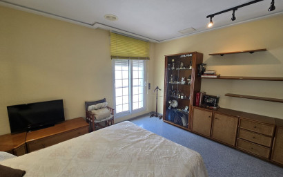 Resale - Villa -
Sax
