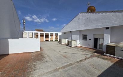 Resale - Villa -
Sax
