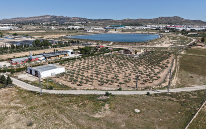 Resale - Villa -
Yecla