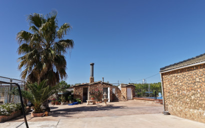 Resale - Villa -
Yecla