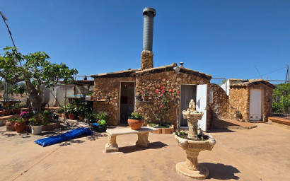 Resale - Villa -
Yecla