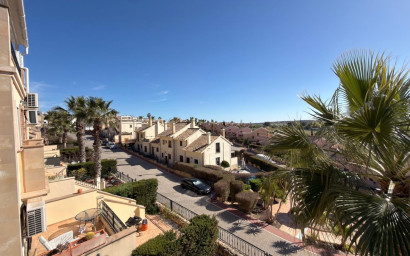 Resale - Bungalow -
Algorfa - La Finca Golf Resort