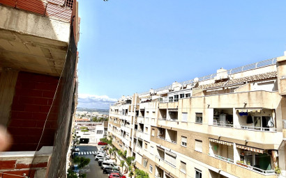 Herverkoop - Plat -
Torrevieja