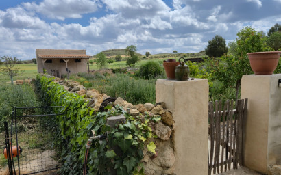 Resale - Commercial -
Almansa