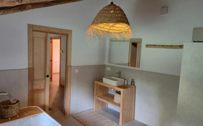 Resale - Commercial -
Almansa