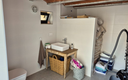 Resale - Commercial -
Almansa