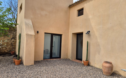 Resale - Commercial -
Almansa
