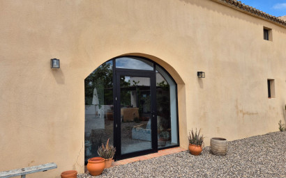 Resale - Commercial -
Almansa