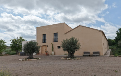 Resale - Commercial -
Almansa