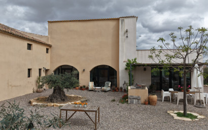 Resale - Commercial -
Almansa