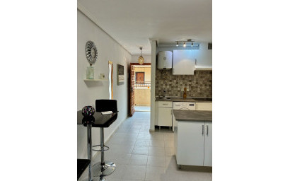 Revente - Appartement -
Torrevieja, San Luis - Costa Blanca