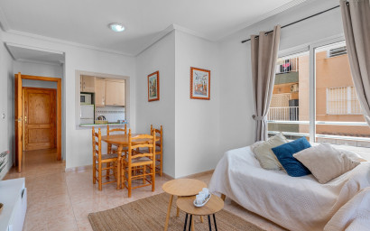 Revente - Appartement -
Torrevieja - La Mata