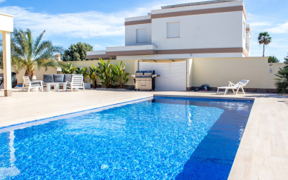 Revente - Villa -
Torrevieja - La Siesta