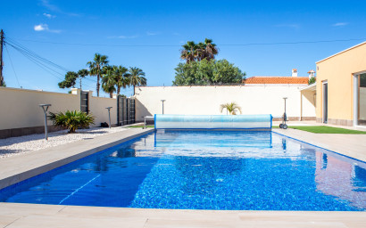 Revente - Villa -
Torrevieja - La Siesta