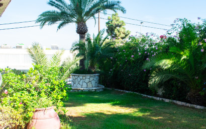 Revente - Villa -
Alicante - Albufereta