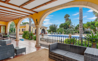 Revente - Maison de campagne -
Orihuela