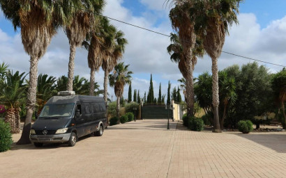 Revente - Maison de campagne -
Orihuela