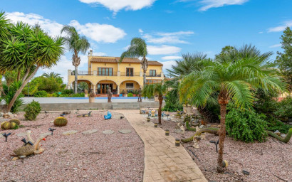 Revente - Maison de campagne -
Orihuela