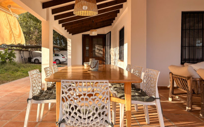 Resale - Villa -
Santa Pola - El Poble Llevanti