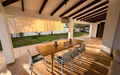 Resale - Villa -
Santa Pola - El Poble Llevanti