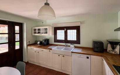 Resale - Villa -
Santa Pola - El Poble Llevanti