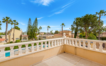 Herverkoop - Villa -
Ciudad Quesada