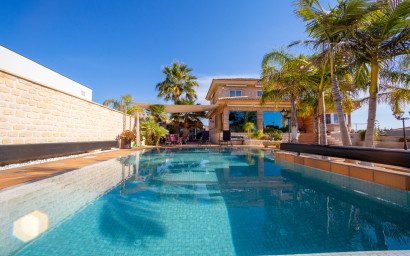 Revente - Villa -
San Vicente del Raspeig - Los Girasoles