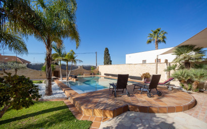 Revente - Villa -
San Vicente del Raspeig - Los Girasoles