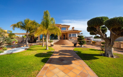 Revente - Villa -
San Vicente del Raspeig - Los Girasoles