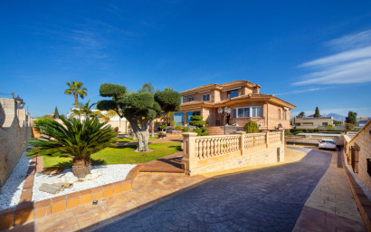 Revente - Villa -
San Vicente del Raspeig - Los Girasoles