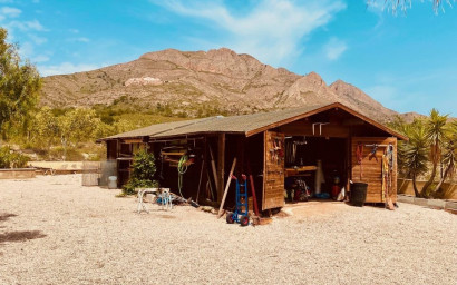 Revente - Villa -
Macisvenda - MACISVENDA