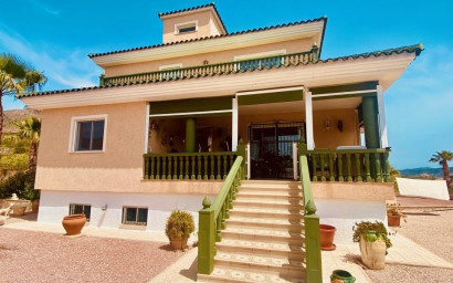 Revente - Villa -
Macisvenda - MACISVENDA
