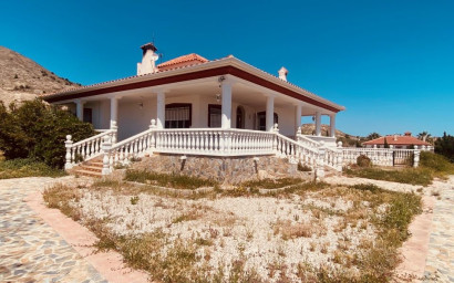 Revente - Villa -
Fortuna