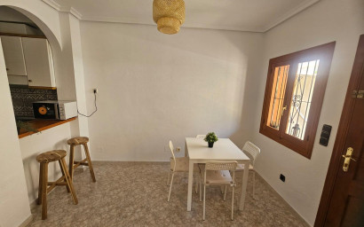 Resale - Bungalow -
Orihuela Costa - Playa Flamenca