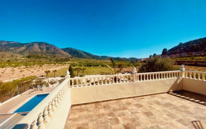 Revente - Villa -
El Canton