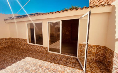 Revente - Villa -
El Canton